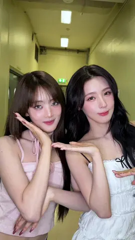 👯‍♀️ ❤️ 🤍 💙 #여자아이들 #GIDLE #미연 #MIYEON #민니 #MINNIE 