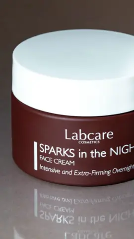 ✨ Avete visto la crema viso SPARKS IN THE NIGHT? ✨🖤 La nostra iconica crema notte è tornata con un packaging rinnovato e una formula potenziata!  #Labcare #LabcareCosmetics #SparksintheNight #skincare #skincareroutine #beauty #cremaviso #cremanotte #skin