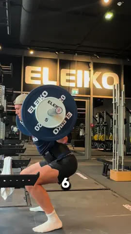 Come train with me @esncom gym #athlete #hamburg #europeanleagueoffootball #elf #foryou #fyp #foryoupage #040 #new #gym 