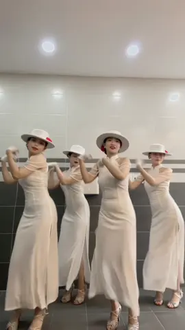 Sườn xám 🌹 #VudoanSOL #dĩanbìnhdương #soldancestudio #fyp 