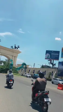 📍Citra raya cerah banget der✨ #paprandom🤪 #jalanahestetic #jalantangerang #a_anas68 #tangerang #citrarayatangerang 