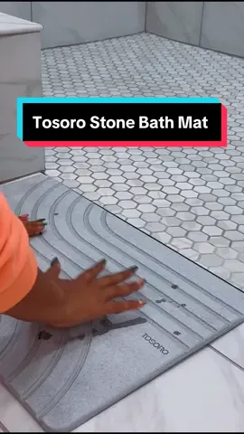 I like a clean sleek look and this does just that🤍🤍🤍🤍🤍🤍🤍🤍🤍🤍 @Tosoro  #creatorsearchinsights #howtocleanstonebathmat #stonemat #bathmat #hauntedhomefinds #tosoro #tiktokshopholidayhaul #tiktokshopblackfriday #falldealsforyou #ttslevelup #homefinds 
