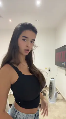 #foryou #fypシ תסלחו לי על השיער קשה לסדר אותו ביד אחת 