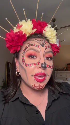 Is this one better than yesterday?!? #halloweenmakeup #catrina 