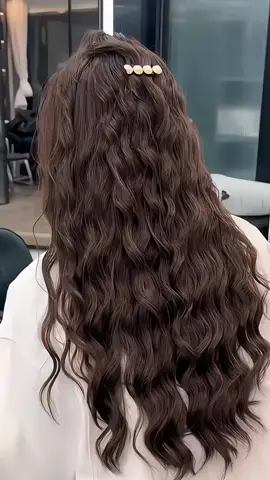 Uốn kiểu này sát chân bồng bềnh lắm ạ#trakygovap #tocdepmoingay #reviewlamdep #uontocdep 