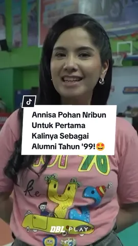 Ada siapa nih di barisan supporter @armada.bulungan? 🤓 Yeppp di pertandingan antara SMAN 70 Jakarta melawan SMAN 90 Jakarta ada @annisayudhoyono lohh! Kak Annisa Pohan yang merupakan alumni BULUNGAN (SMAN 70 Jakarta) dateng buat ngerasain vibes @dbl_jakarta buat pertama kalinyaa~ Gimanaa? Nagih kan nribun di Honda DBL with Kopi Good Day 2024 South Jakarta 😙🫶🏻 Kamu bisa baca beritanya di DBL Play!