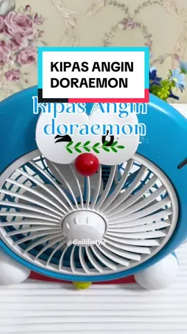 Kipas angin duduk karakter 😍🥰🫶🏻 wajib banget punya nih buat di kamar atau ruang santai 🤩 Yuk cek produk di keranjang atau join live sekarang🥳🛍️‼️ #fyp #barangviral #kipasangin #kipasanginkarakter #kipasangindoraemon #kipasanginlucu #kipasanginduduk #kipasanginmini #kipasanginmurah #kipasanginmurahberkualitas #kipasanginmurmer #kipaskaraktermurah #kipasdoraemon 