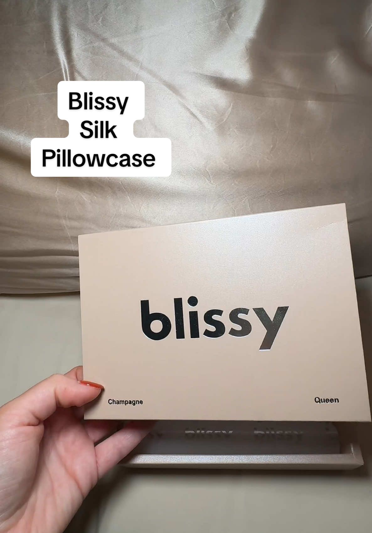 @Blissy Brand Silk Pillowcase 100% Pure Mulberry Silk. This would make a great Christmas present 🎁 #blissy #blissysilkpillowcase #silk #silkpillowcase #mulberrysilk #christmaspresents #bestchristmaspresent 