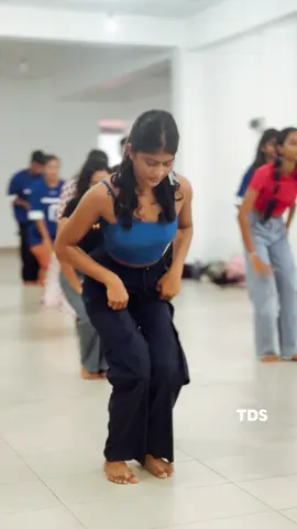 Teev dance School දිව්‍යාංගනා🥰 class Details 0759723223#teevofficial #teevdanceschool #TDS #dance #divyangana @Raveen Tharuka 