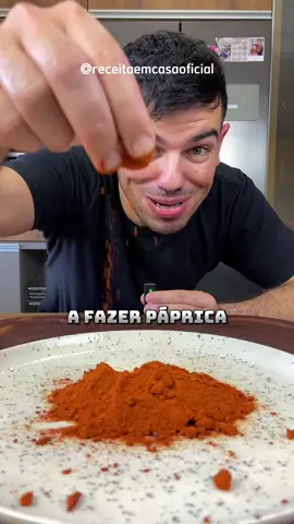 Páprica caseira  Ingrediente: 600g de Pimentão  #culinaria #receitasfaceis #receitas #tempero #comida 