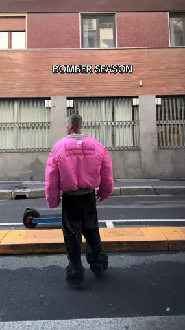 Bomber Season  #bomber #jacket #OOTD #outfit #FitTok #fashiontiktok #fyp #streetwear #pink #perte #season 