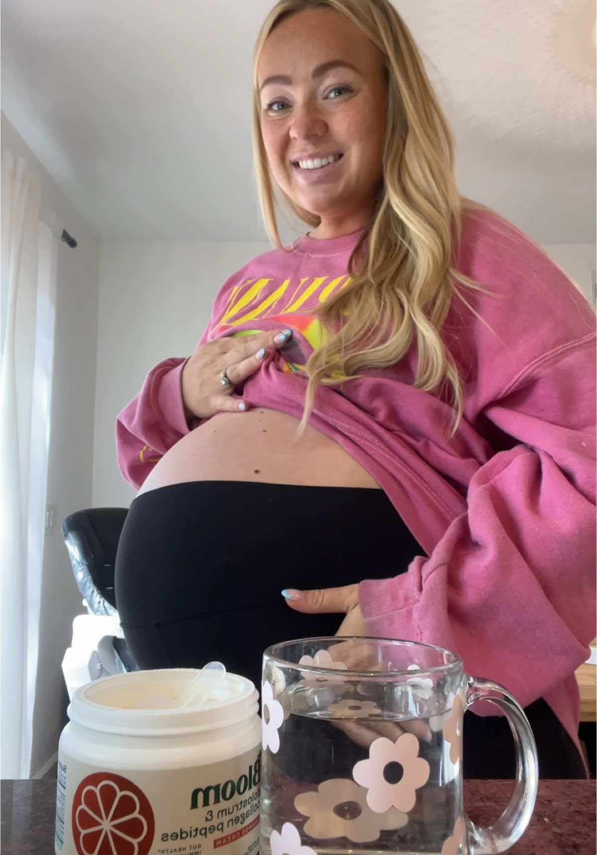 Missed you all! Definitely needed this week off and I’m feeling refreshed and ready to have this baby THIS WEEK!🤗🥹 @Bloom Nutrition #bloompartner #mom #moms #momtok #MomsofTikTok 