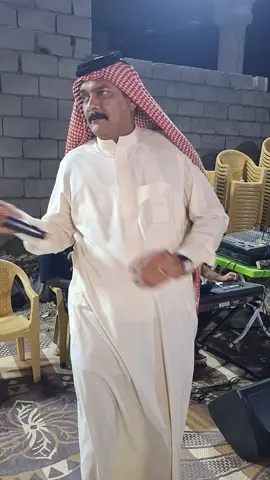 مضن بيك شلون ايام ياوكتي#الفنان_محمد_رسن #محمد_رسن #موال_ريفي #بسته_ريفيه #اكسبلور #ترند_تيك_توك 
