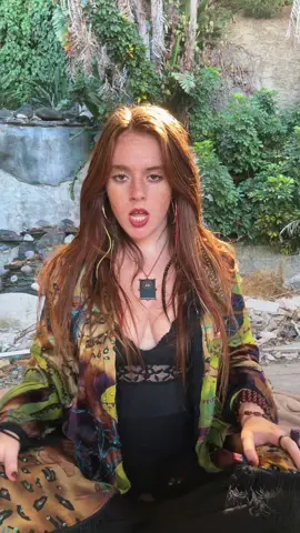 I put a spell on you 🔮 #cover #vella #halloween #iputaspellonyou 