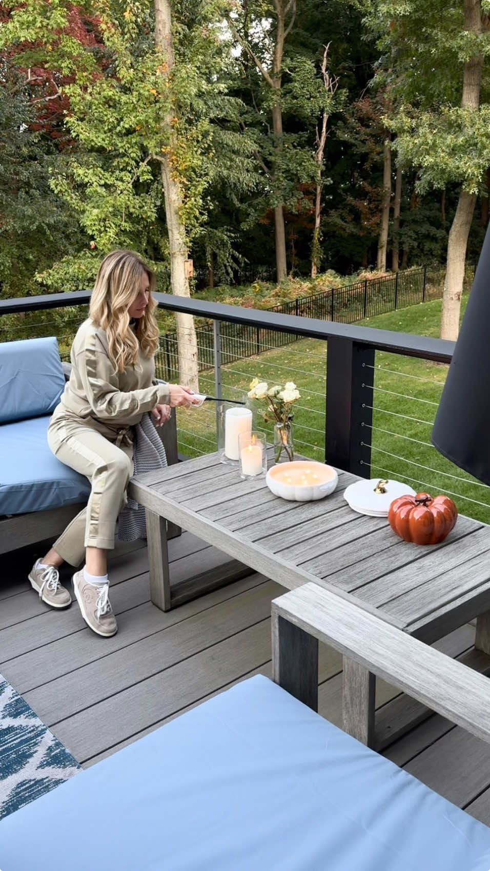 Fall deck rest & dinner outdoors 🍂