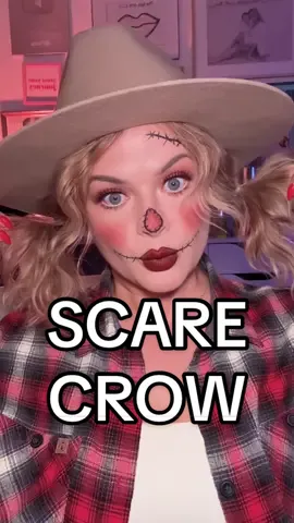 Replying to @ScatPackn need a last-minute idea?? SUPER EASY! #easyhalloweencostume #easyhalloweenmakeup #scarecrowmakeup #lastminutehalloweencostumes 