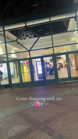 Spent almost $300 🥲 #shopping #ShoppingSpree #victoriasecret #aeropostale #plussize #ulta #makeup #clothes #hellokitty #salinas #pink #girlthings #shoppingtime #fyp #Foryou 