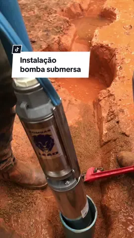 Instalação BOMBA SUBMERSA. poço semi artesiano.. #osmeninodopoço #poçoartesiano #poço #agua #matogrosso #brasil #fyp 
