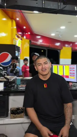 Si alguien tiene el local en alquiler para pollos Pampeño no olviden contactarse a mi número 
