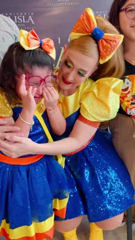 Cada sonrisa, cada mirada de asombro, cada momento compartido nos hace sentir más cerca 🥰 Bely y Beto no es solo un show, es una historia que creamos juntos 💛🧡💙
