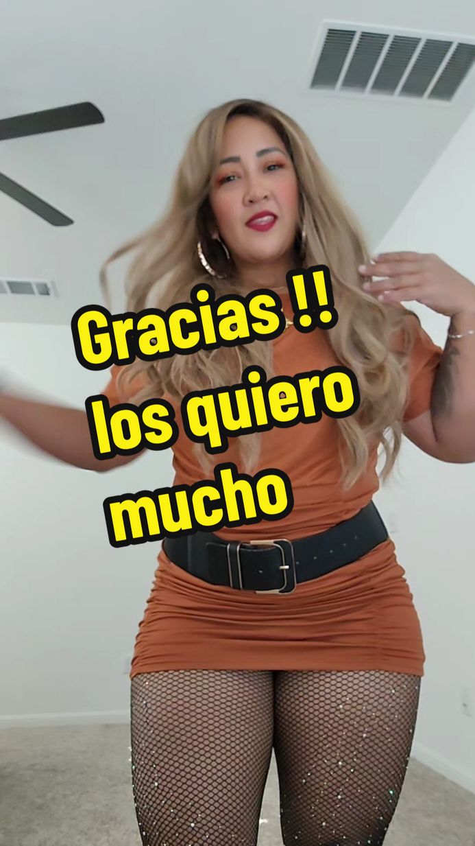 Muchas  gracias a todos por sus lindos comentarios,por los likes,  por compartir mis videos para que más personas me conozcan y se alegren un poco de las locuras con mis videos, gracias por todo su cariño para mi, son los más lindos de todo tiktok ustedes!!! los quiero mucho !!! feliz inicio de semana!!! #gracias #seguidores #losquiero #precioso #toxico #saludos de su #chaparrita #celosa #toxica directamente la #regia #yesilaregia #laregiateam #latina #norteña #monterrey #minifalda #piernuda #Outdoors #ofni #otoñooutfits #Otoño #medias #pantimedias #minifalda #guapa 