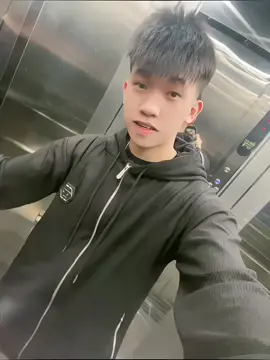 khi tương lai mơ hồ#nvhung05 #xuhuongtiktok #fpyツ 