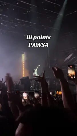 A PAWSA transition for those who care 🤞🏼#iiipoints @Isabella LoSordo @Ashtin Earle @sallycarden 