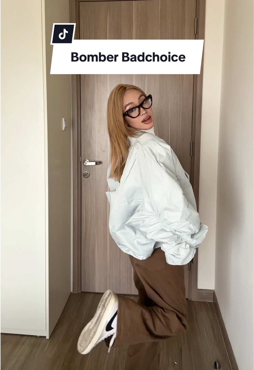 Đến mùa sắm bomber rùi😱 @BADCHOICES #badchoices #viral #xuhuong #fyp #reviewquanao #leanrontiktok #OOTD #outfitideas ##grwm 