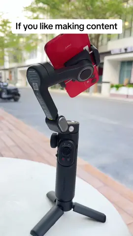Super solid gimbal, and the price is🔥🔥🔥😳#gimble #conten #contentcreator #filming #tiktokshopblackfriday #falldealsforyou #tiktokmakemebuyit #fyp  #TikTokShop #mustbuy #gift #present 