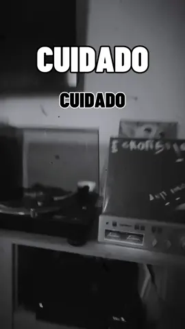 Sí te gusta el Punk Rock debes conocer a Eskorbuto 🤘🏼 #lp #vinil #tornamesa #fypp #musica #cuidado #punk #españa #recomendacionmusical #nuevamusica #cdmx #retro 