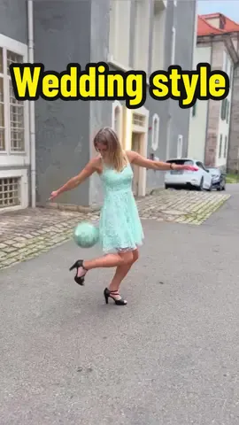 Lady in green 🩵 #football #freestyle #aguska #fypage #tiktok #create #skills #viral 