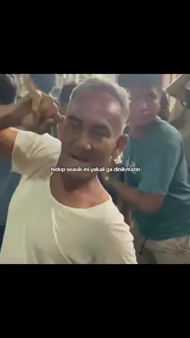 #core #corecore #ngakak #asik #jogetlucu #bapakbapak #fakesituation #indonesiacore #fyp #xzybca 