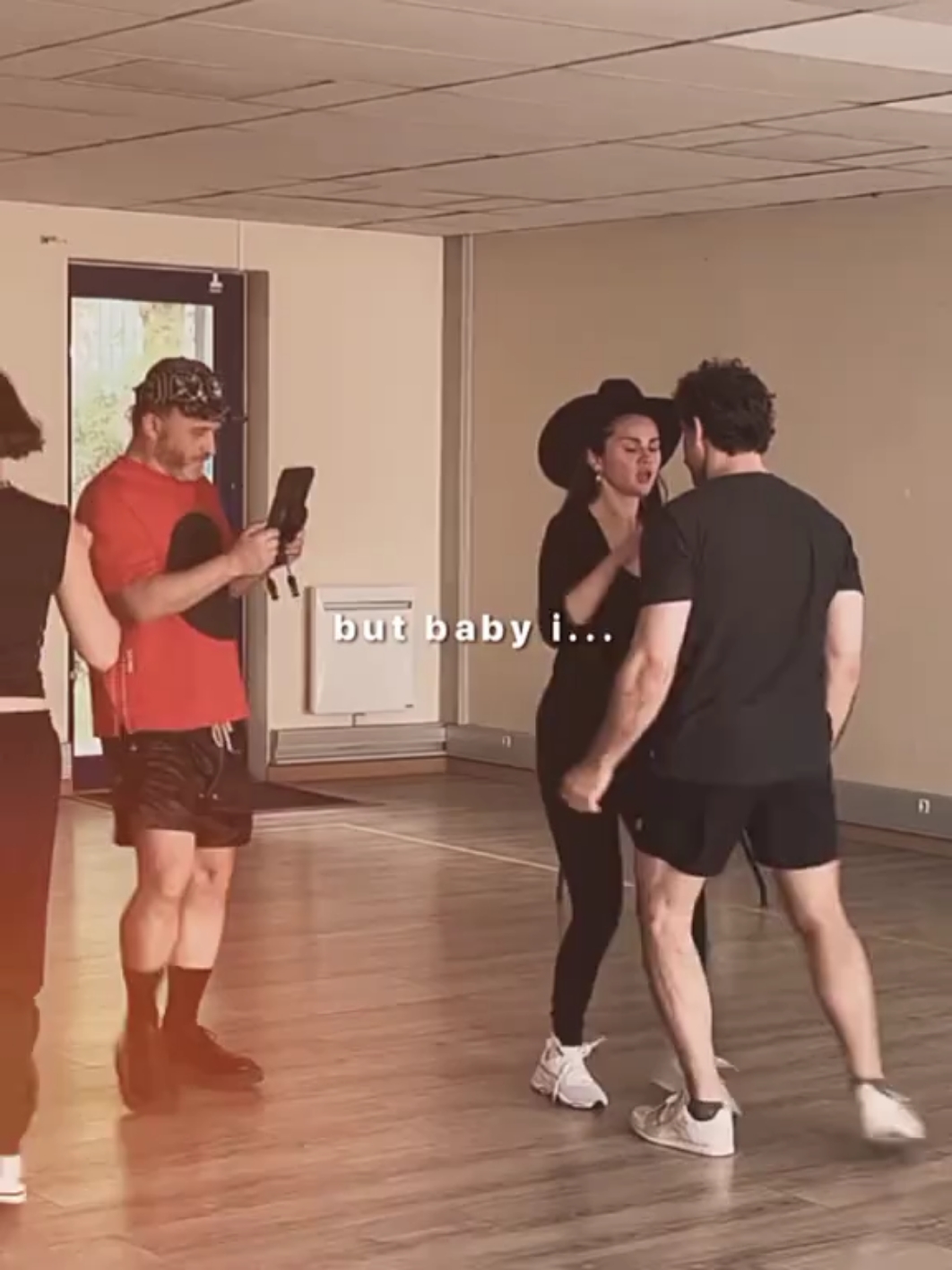 we mist the bond of their friendship 😢😭 #selenagomez #beauty #rarebeauty #tiktok #summermakeup #emiliaperiz #onlymurdersinthebuilding #hulu #revival #foryoupage #sg3 #justinbieber #selena #sorprin 