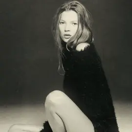 #katemoss #victoriassecret #katemossrunway #katemoss90s #lilamoss #katemossedit #katemossstyle #katemosswalk #foryou #fypツ #blowthisup 