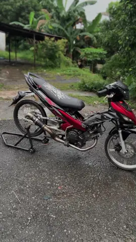 sering dikira mx king😹🗿 #mxnew135lc #mxnewindonesia #mxmalaysiastyle #mxvietnam #mxmodifikasi #mxking #njmx #fyp #ojmx #mxold #malaystyle🇲🇾 #malaystyle  #pco #lc135 #lc135malaysia  #mxsenopati #y15r #y15zr #jupitermx #mxking #y15r #y15zr #mxold #mxoldmenolakpunah #mxnew135 #modifikasijupitermx #danapelajar #danakuli 