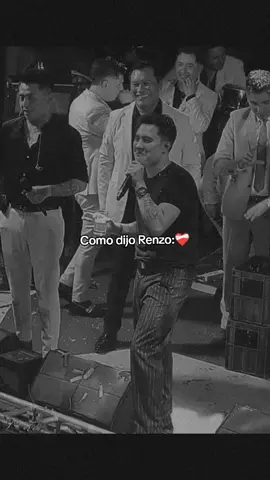 🎶🫀 #yonosoyjuguetedenadie #kumbiafusionoficial #kumbia #kumbiafusion #renzogarcia #renzo #renzoolyrics #viral_video #viralvideos #viralvideos #lapaz_bolivia🇧🇴 