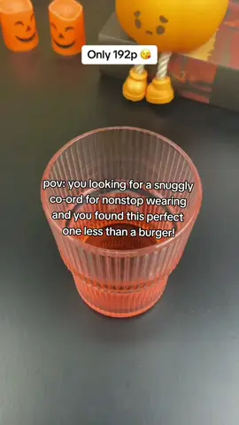 Such a good deal 🔥 #coordset #twopieceset #shortsleevetop #pants #dailywear #casuallooks #TikTokMadeMeBuylt #spotlight