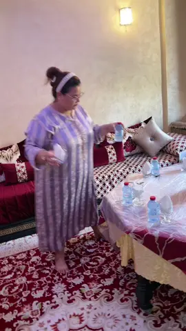 الله يجعلها  صدقة مقبولة بشفاء لختي اسماء ياربي 