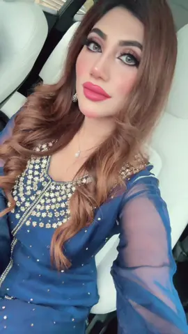 Royal blue is for the royals 💙  #royalblue #bluesuit #bluedress #desifit #desitiktok #punjabitiktok #pakistanitiktok #fypシ #foryoupage❤️❤️ #foryour 