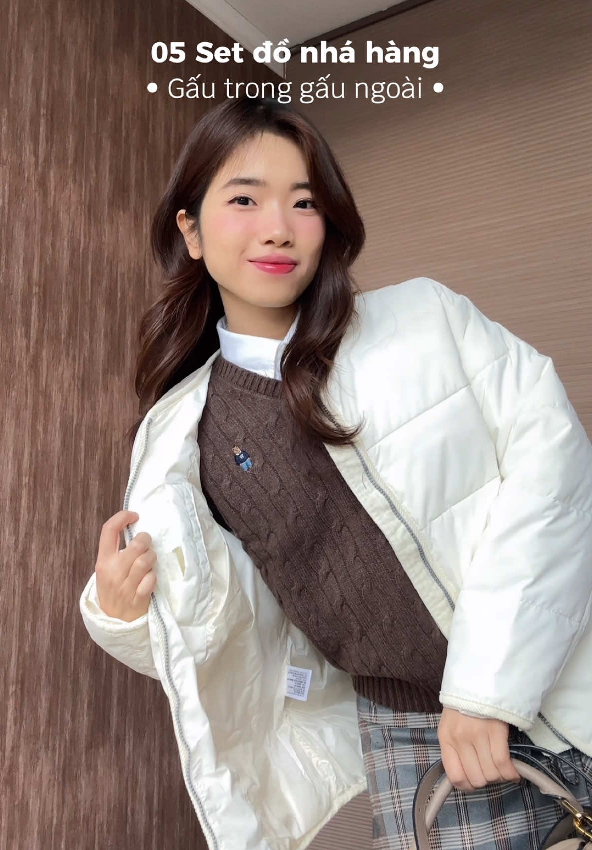 Đếm sơ sơ hơn chục gấu ròiii 🙈🤍💃 #telinh #tetelinh #BeautyTok #GocLamDep #ReviewLamDep #leuheu #LearnOnTikTok