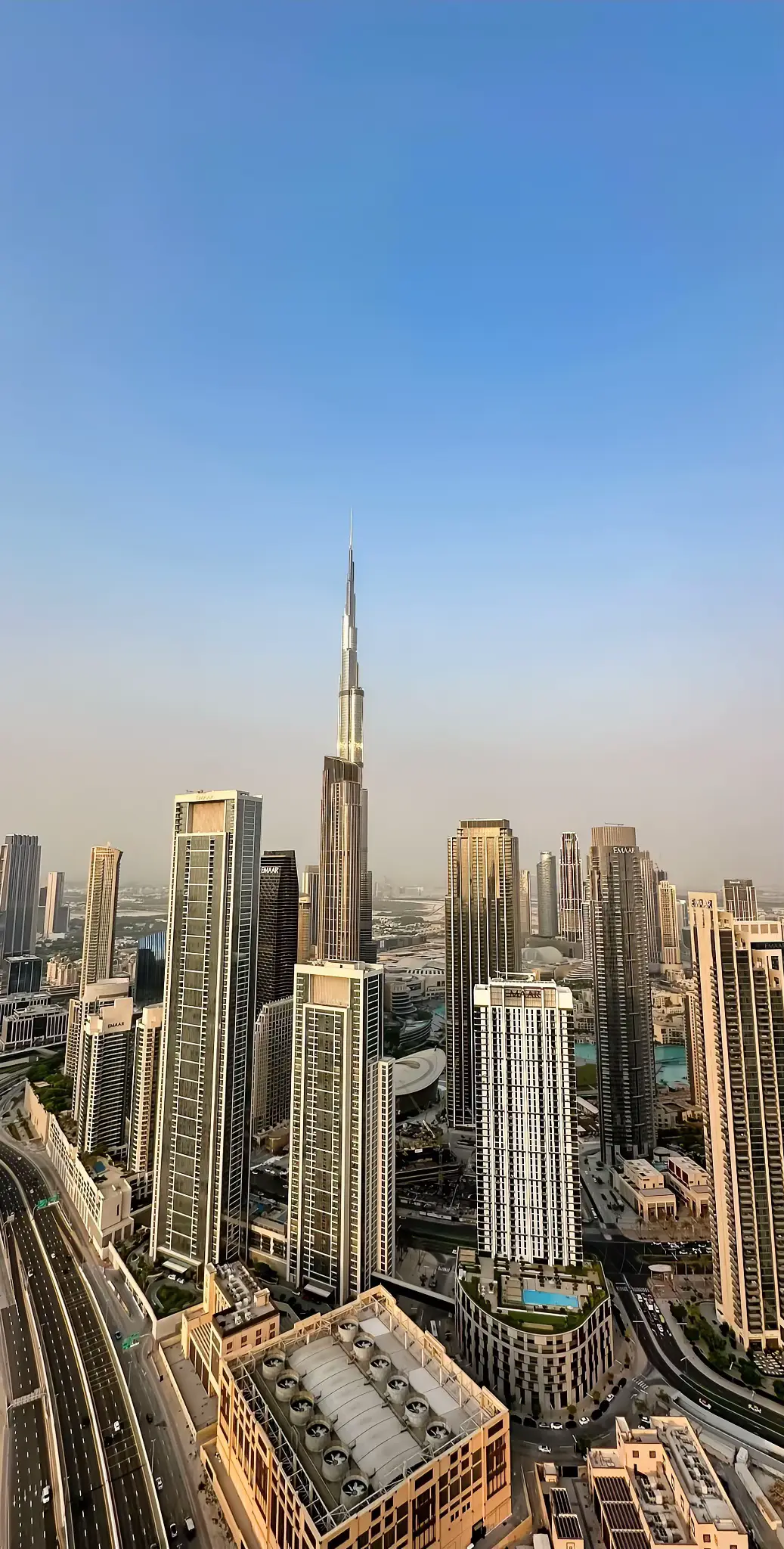 🇦🇪 #aesthetics #richtok #rich #dubai #fyp #Lifestyle #dump #4u #dxb #money #prt #pourtoi #photo #travel #forex #tradings 
