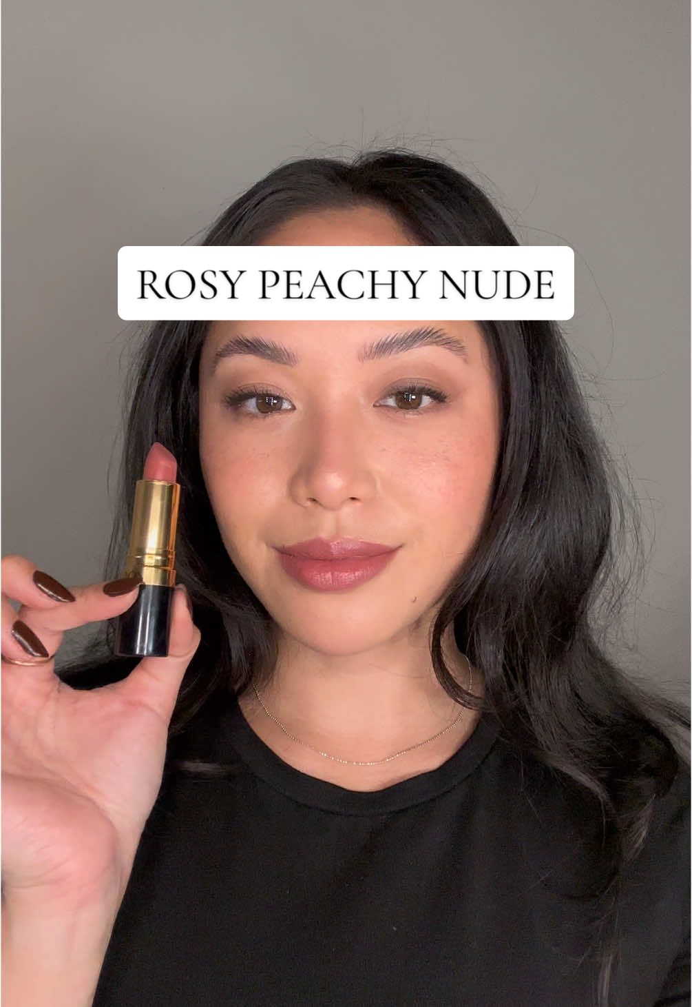 @revlon Daylight Delight lipstick is the perfect peachy rosy lippie