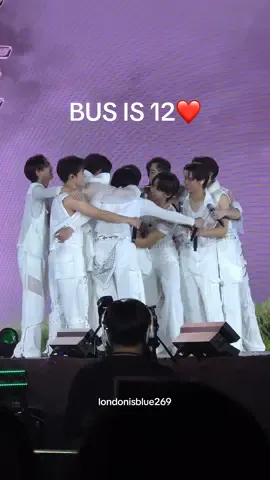 ชอบคสพของบัสมากๆๆๆ อยู่กอดกันไปนานๆนะพวกอ้วรร 🥺❤️  #busbecauseofyouishine #bus1stfancon_knockknockknock #bus_knockknockknock_siracha #alanpasawee #marckris #khunpol #heartchuthiwat #jinwookkim #thaichayanon #nexnattakit #phutatchai #copperdechawat #aaashirakorn #jungt #peemwasu 