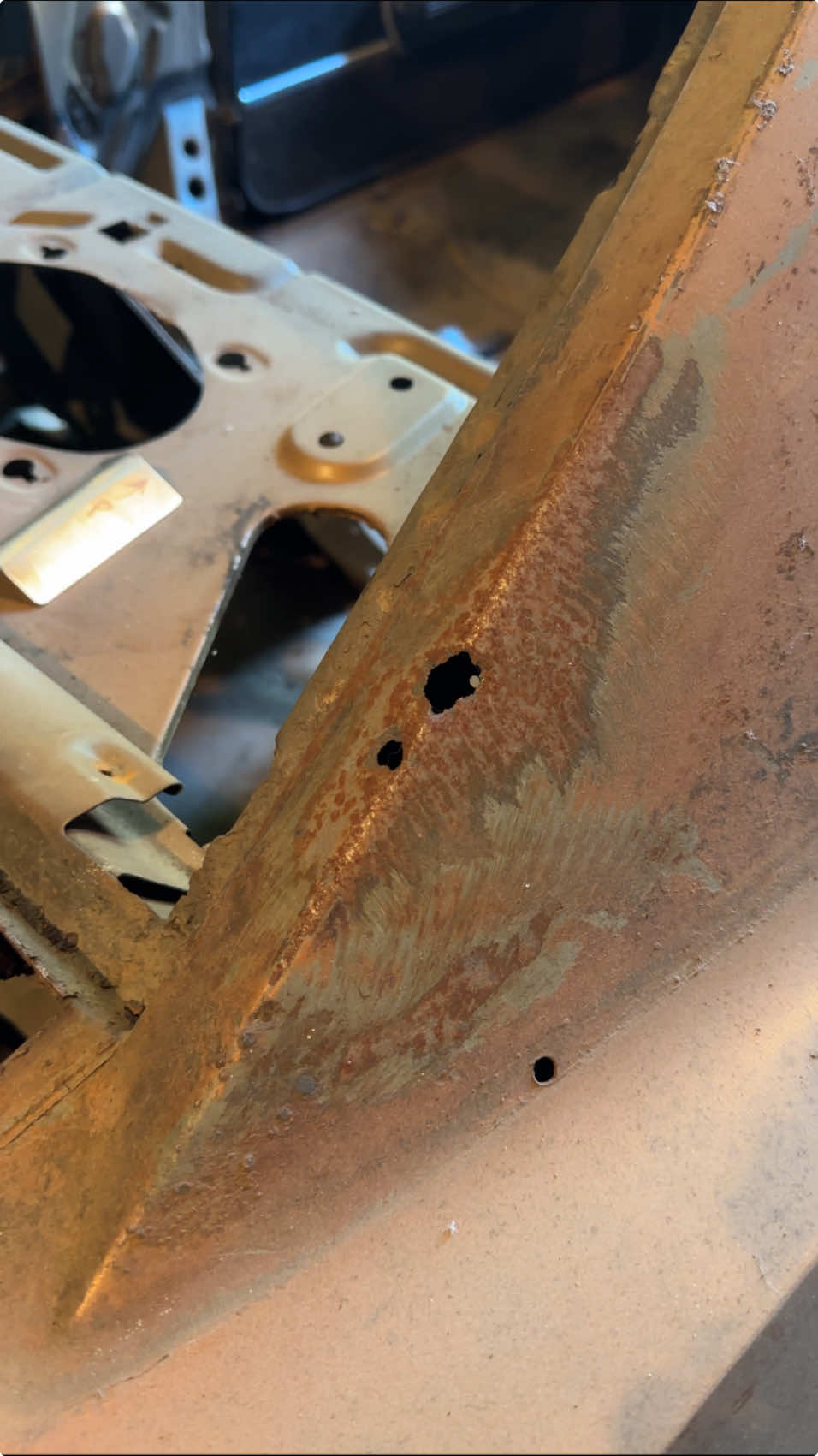 Vine energy rust repair👨🏻‍🔧 #fabrication #repair #restoration #rustrepair #build #viral #vine #gm #cutlass #oldsmobile #restomod #carguy #cargirl #fyp 