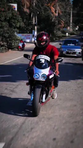 _ ආදරේක හීලෑ නැතුව මා 😏💜 ||° _   #BAF #ANUBIS #cbr250rr #Mc22 #Gullarm #modified #full_modified #japan_power🔥 #TSR #srilanka🇱🇰 #custom_modification #srilankan_tik_tok🇱🇰 #tyga #fypシ #CapCut #yoshimura #tiktok 
