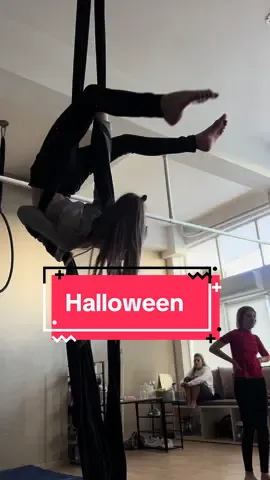 #aeriereal ###aerialsilks #acrobatics #aerialsilkslove #competition #aerialist #foryou #champion #viealvideo #tiktok #acrobatics 