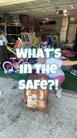 What’s in the safe?! Stage 1 #restoration#CleanTok#whatsinthesafe