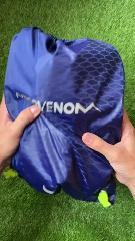 Nike Hypervenom ASMR! 🔥 #unboxing #football #footballboots #soccercleats #footballtiktok #bestfootballboots #asmr #nikefootball #Soccer #cleats 