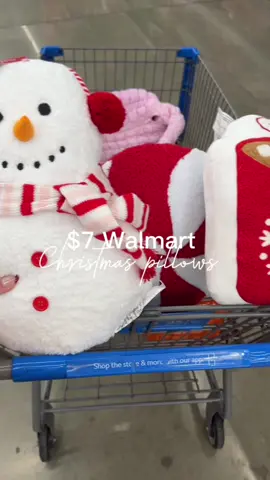 Only $6.98 at walmart!! How cute are these!! @Walmart #walmart #christmaspillows #christmas #walmartchristmas #walmartdeals #thesisterdeals 