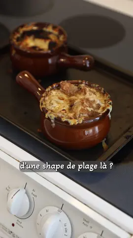 #pub Les soupes Canton sont pratiques quand j'en ai MARRE de faire de la bouffe. Je n'ai pas choisi la vie de créateur de contenu, la vie de créateur de contenu m'a choisi.  🥣